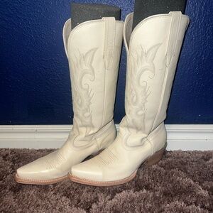 Women's Cream Cowboy Boots